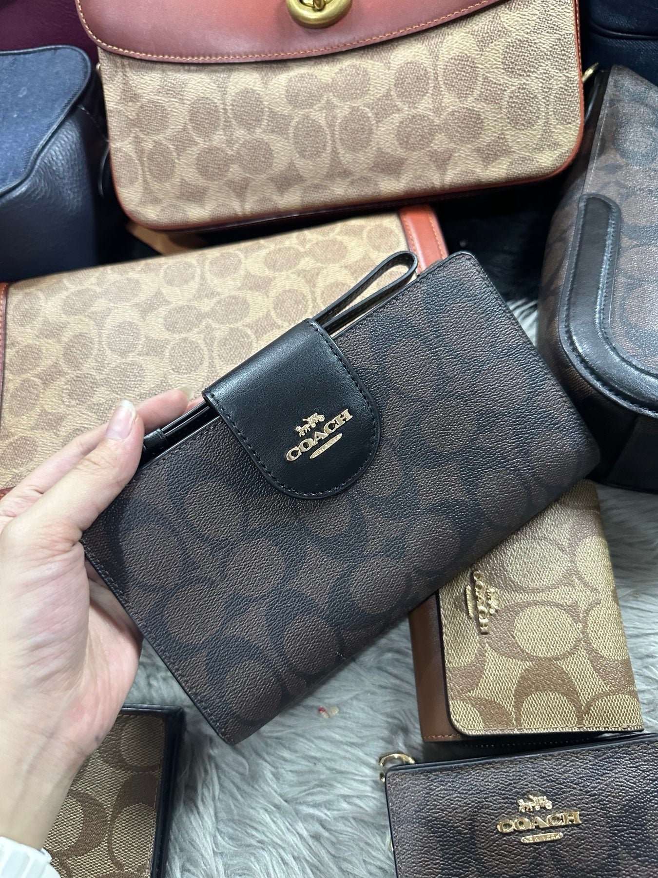 Deals Coach Wallet