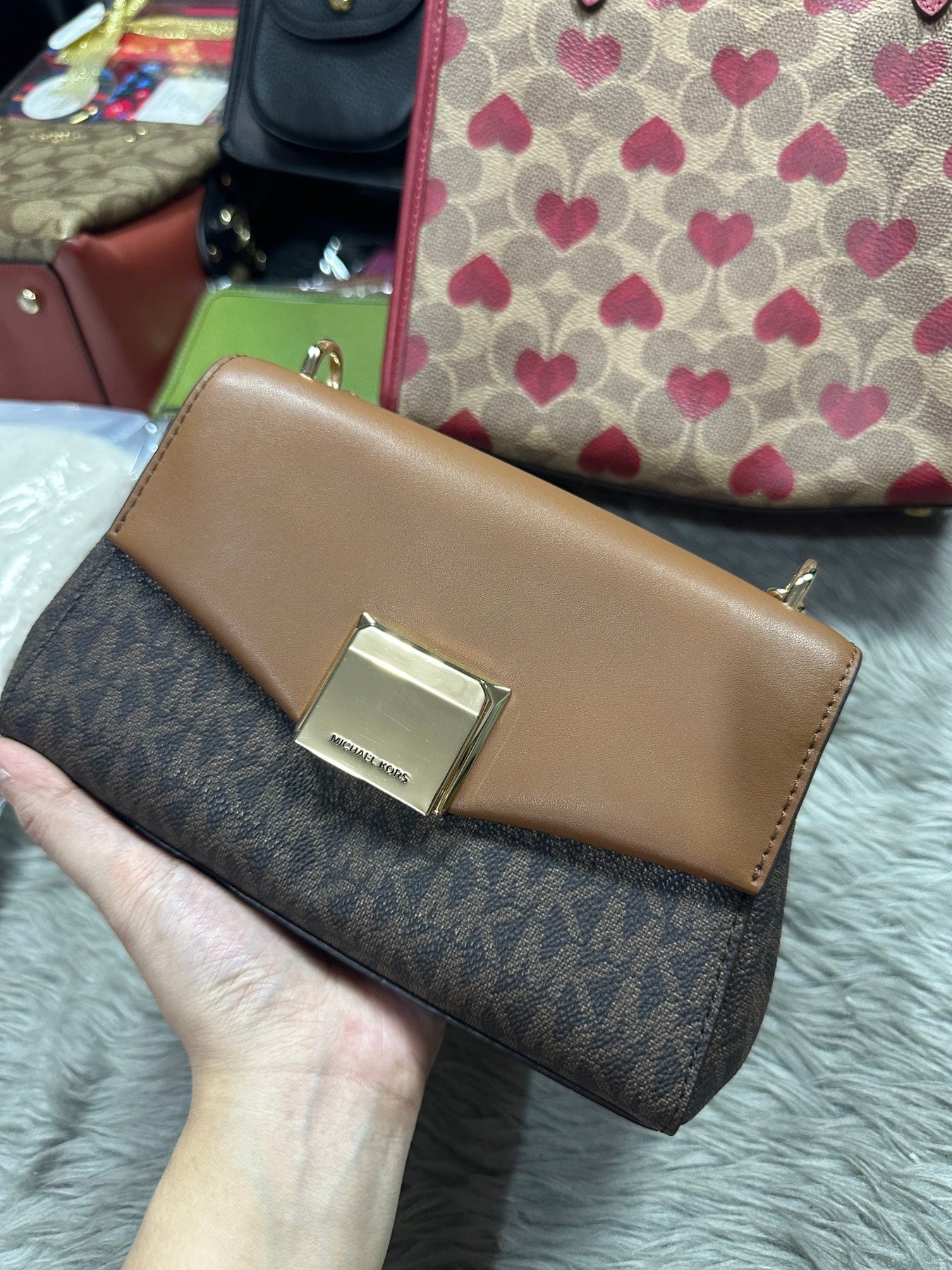 AUTHENTIC/ORIGINAL Preloved MK Lita Small Leather Crossbody Bag Brown