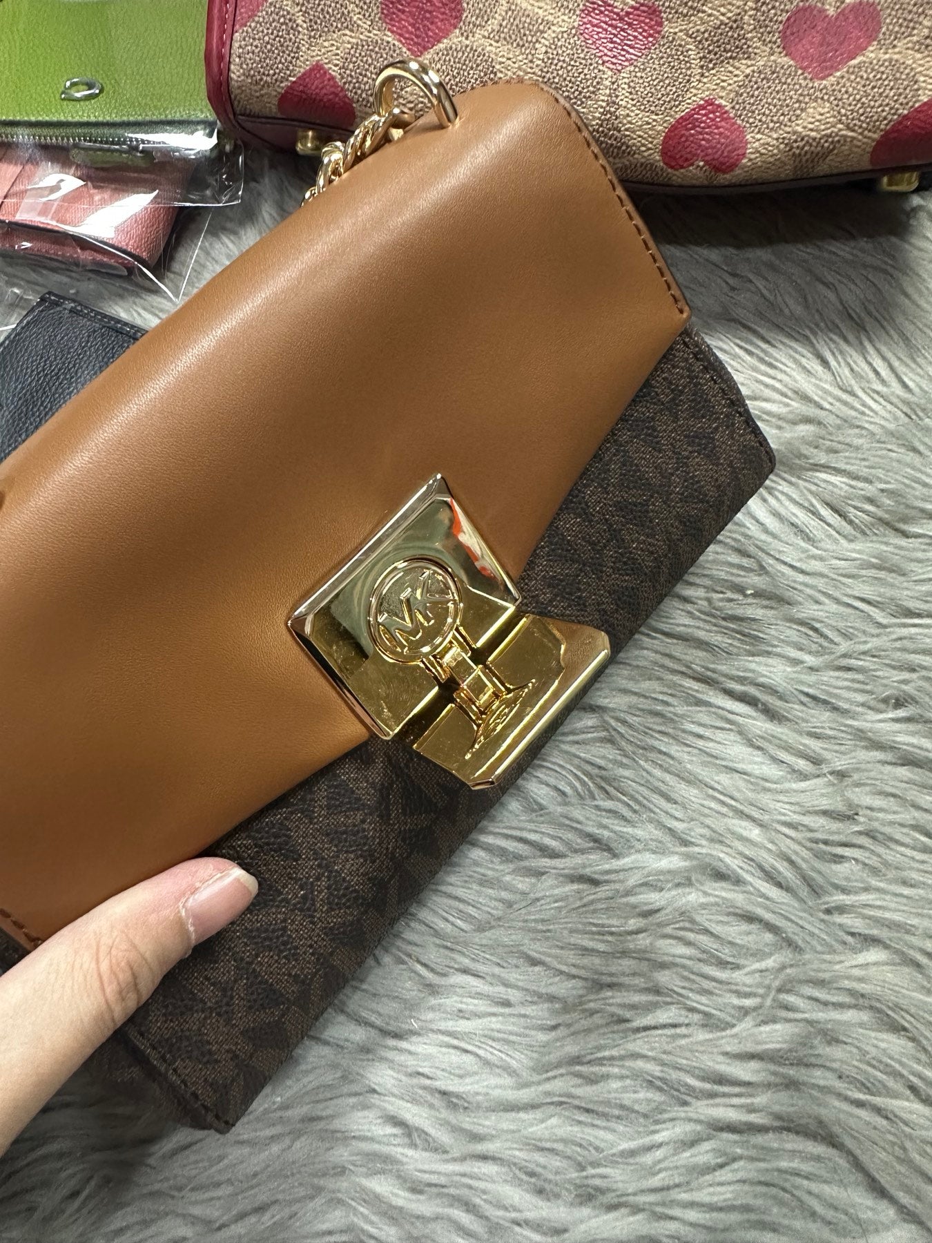 AUTHENTIC/ORIGINAL Preloved MK Lita Small Leather Crossbody Bag Brown