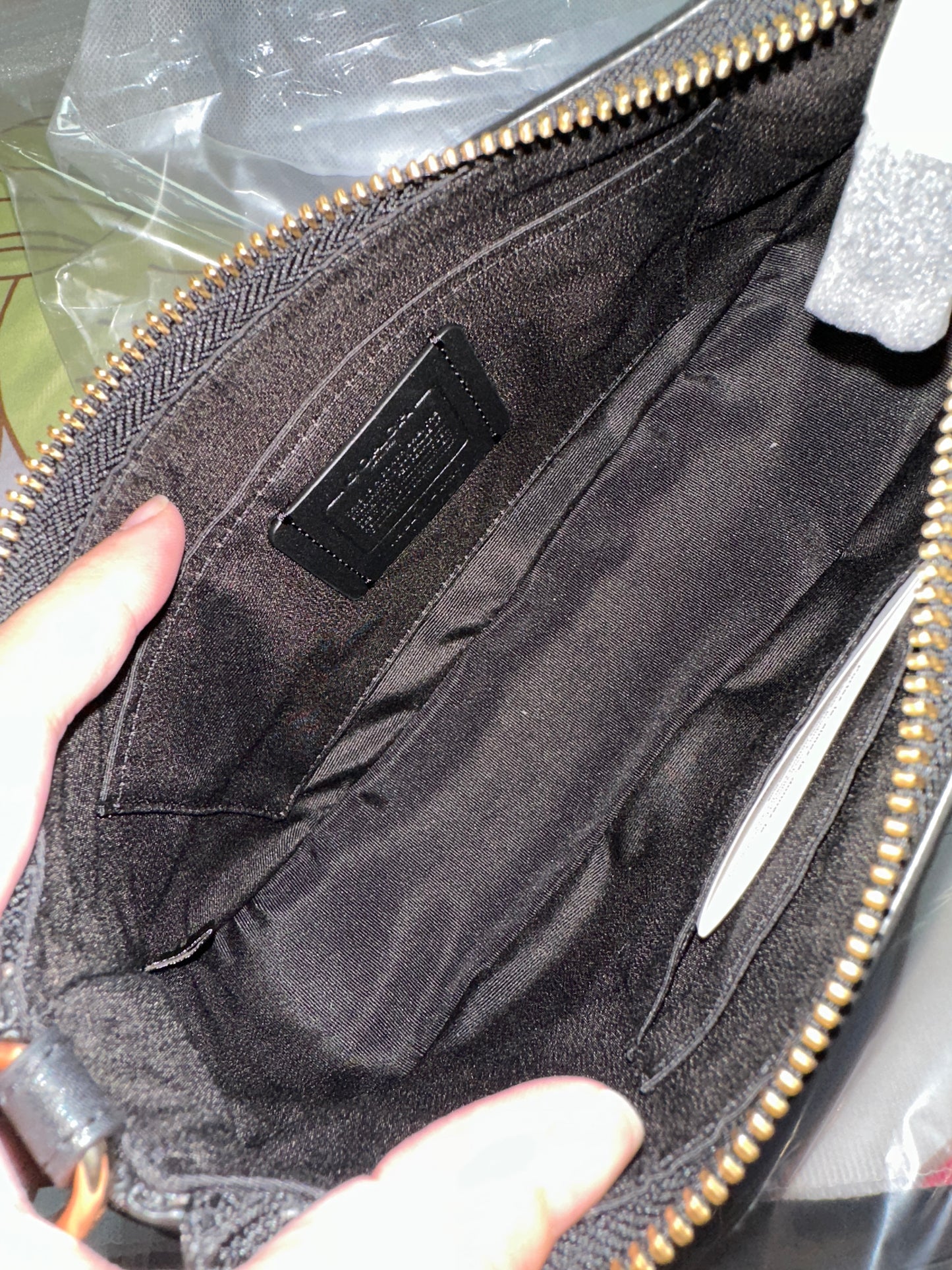 ORIG & IMPORTED CCH Teri Shoulder Signature Brown/Black Bag