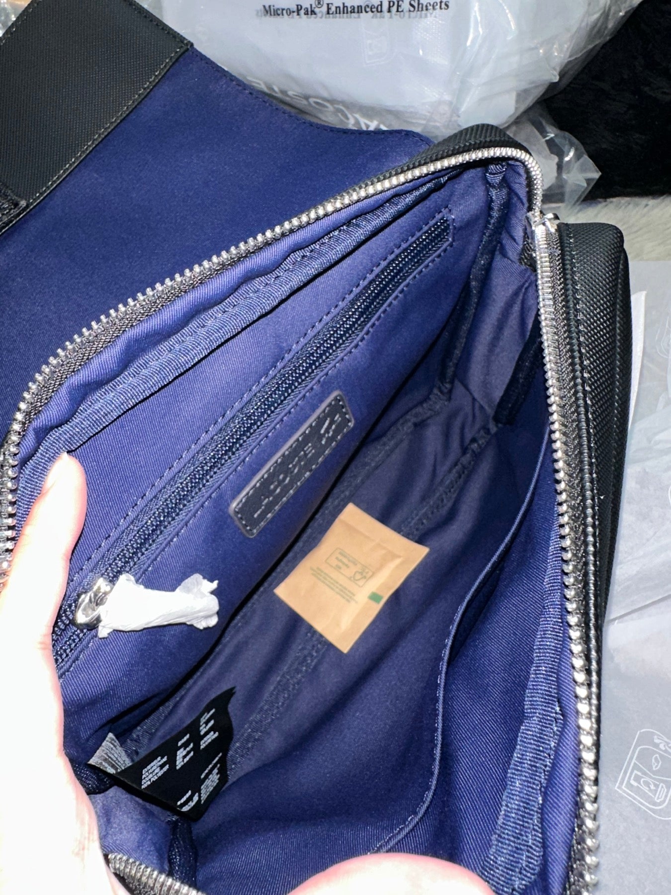 AUTHENTIC/ORIGINAL Lac0st Men's Kome Crossbody Bag Black