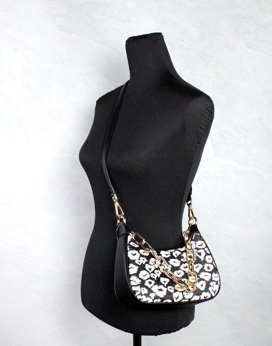 AUTHENTIC/ORIGINAL MK Michael Kors Cora Medium Leopard Black Multi Shoulder Bag Animal Print