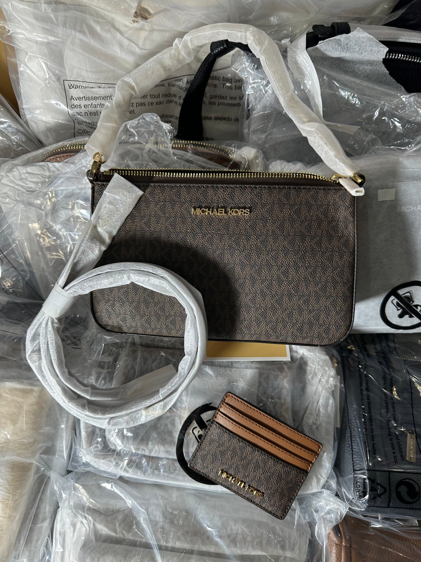 AUTHENTIC/ORIGINAL MK Michael Kors Shoulder Bag and Card Holder in Signature Brown