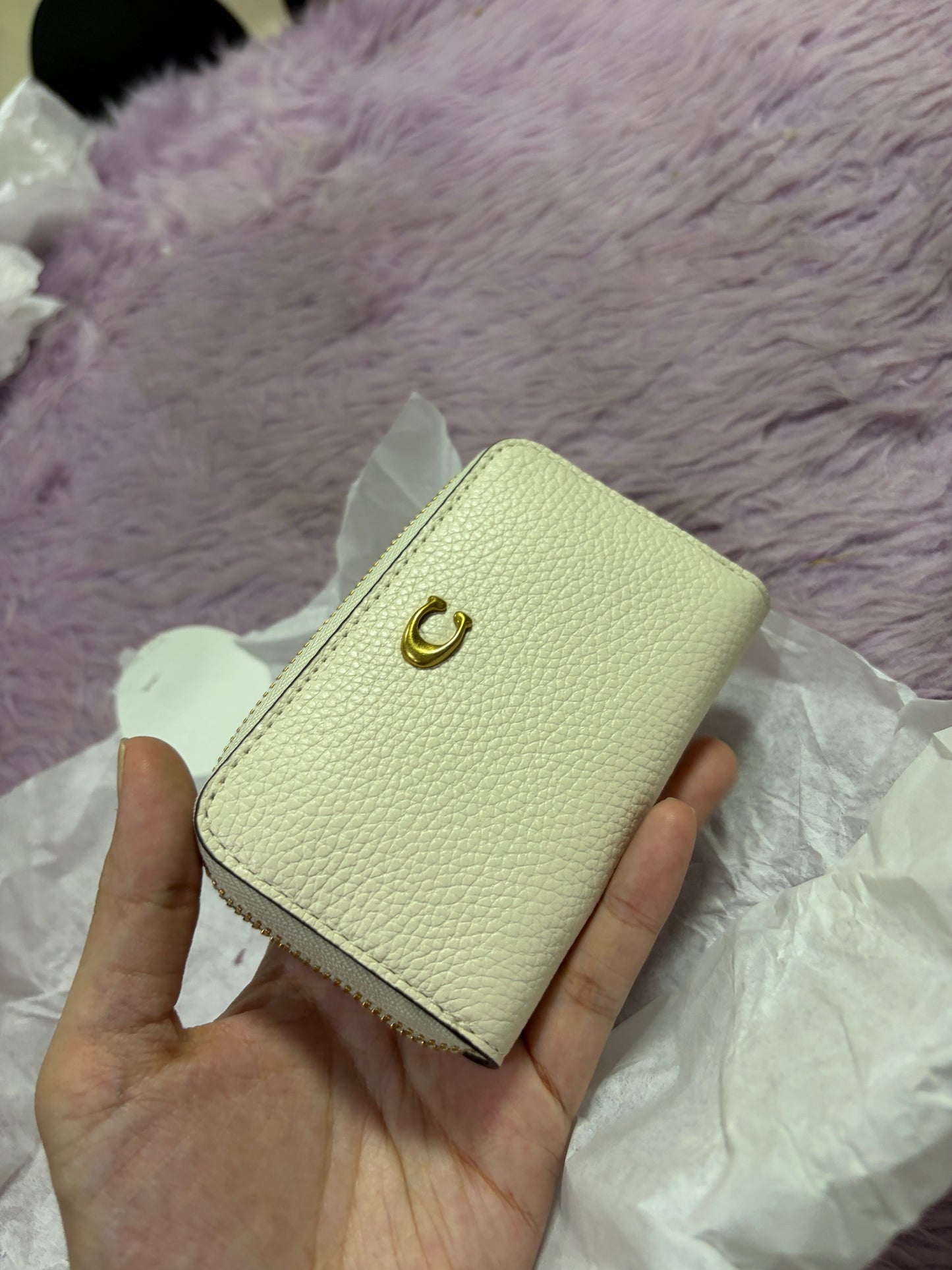 ORIG & IMPORTED CCH Retail Essential Small Zip Around Card Case White Wallet