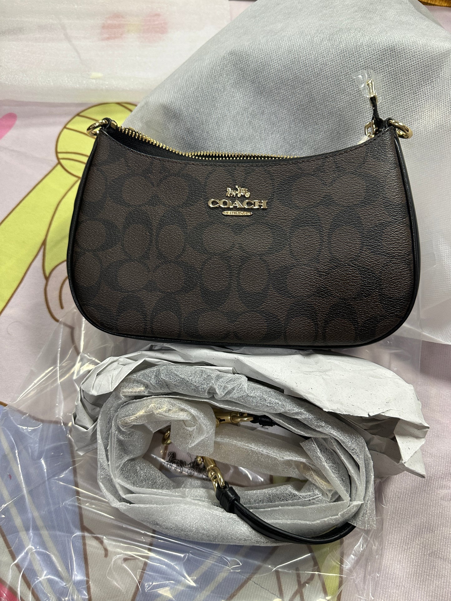 ORIG & IMPORTED CCH Teri Shoulder Signature Brown/Black Bag