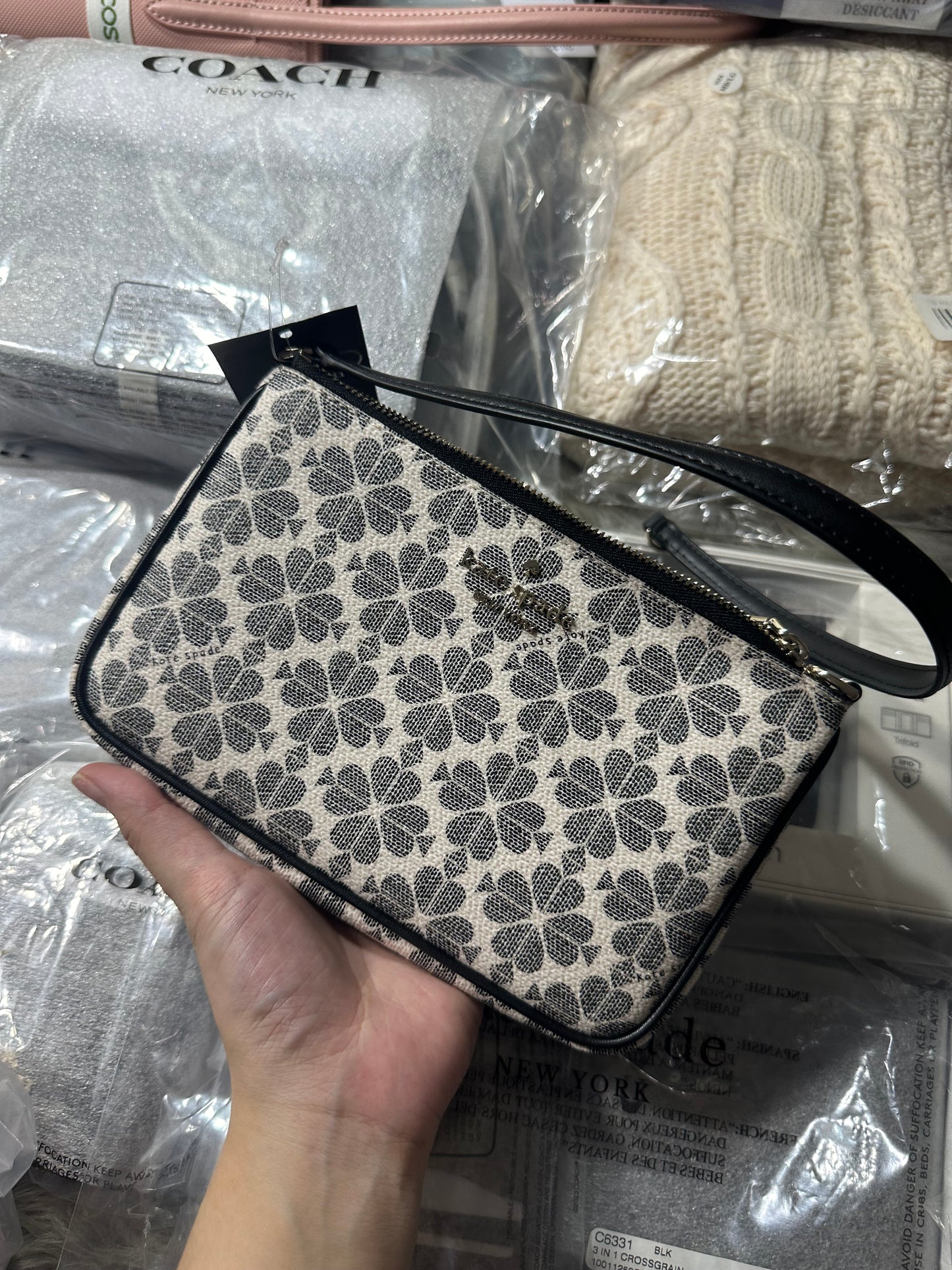 AUTHENTIC/ORIGINAL KateSpade KS Signature Spade Flower Convertible Wristlet Beige/Black