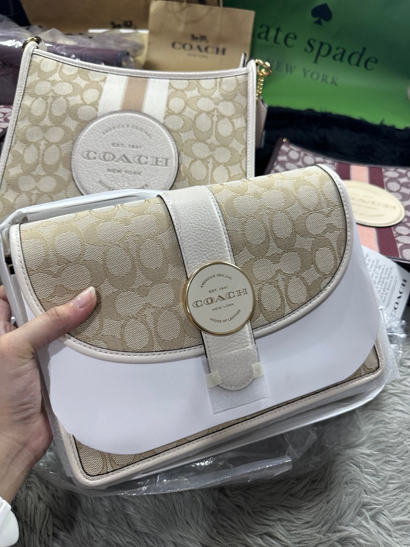 AUTHENTIC/ORIGINAL Coach Lonnie Crossbody Bag In Signature Jacquard light Khaki Chalk White