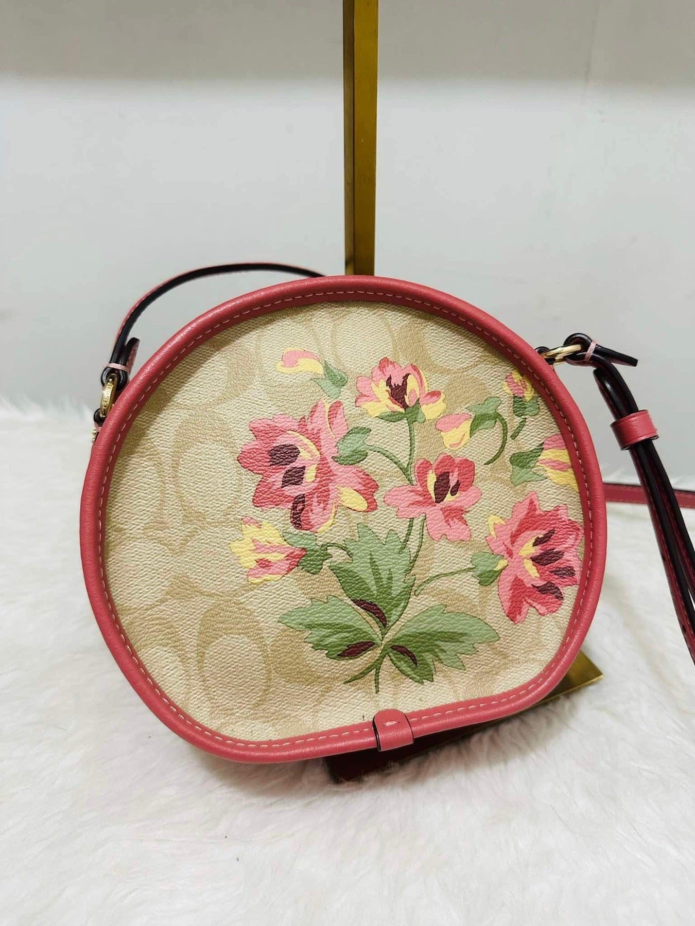 AUTHENTIC/ORIGINAL Preloved COACH Rare Signature Lily Print Canteen Small Bag Light Khaki Floral