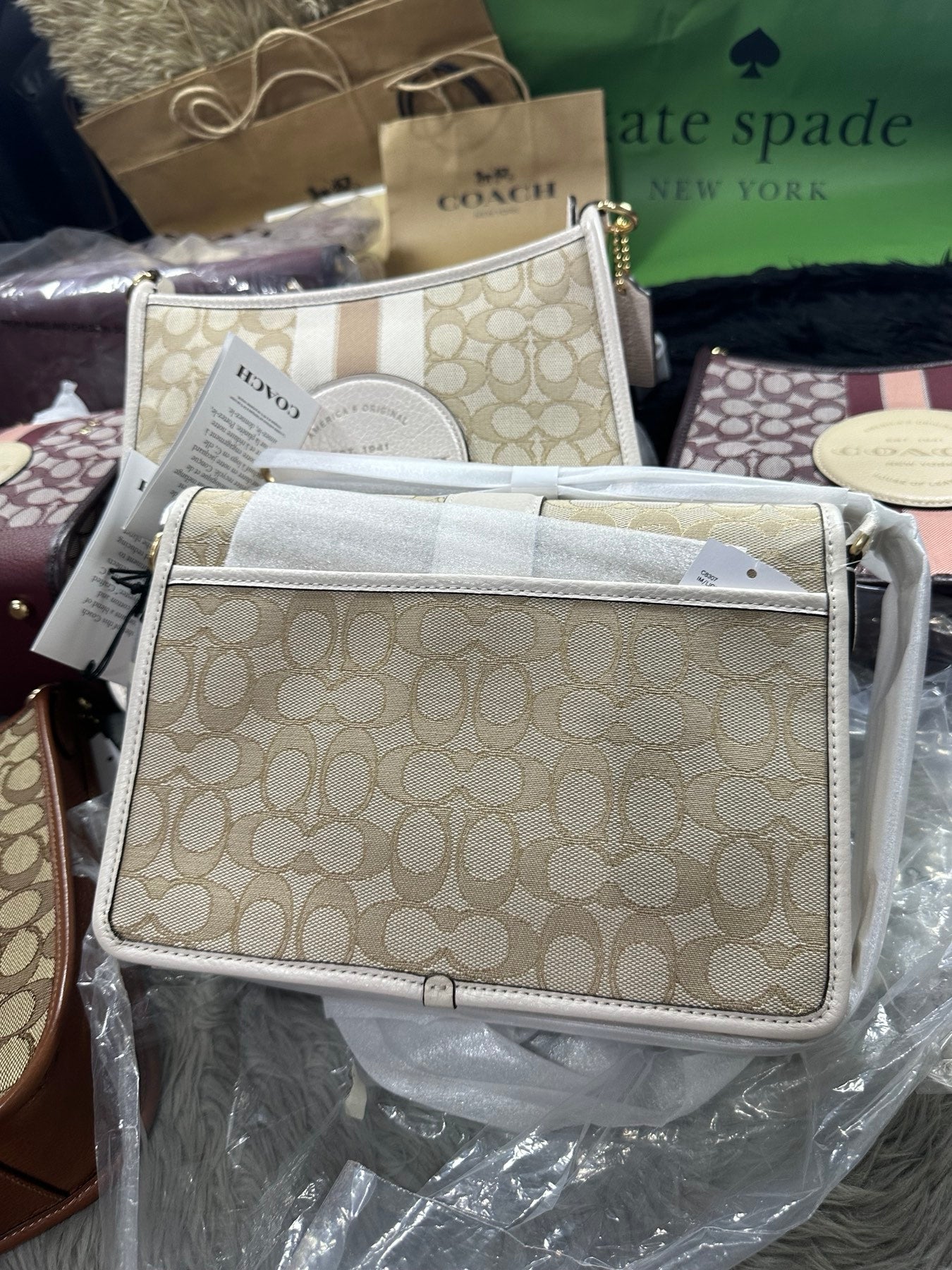 AUTHENTIC/ORIGINAL Coach Lonnie Crossbody Bag In Signature Jacquard light Khaki Chalk White