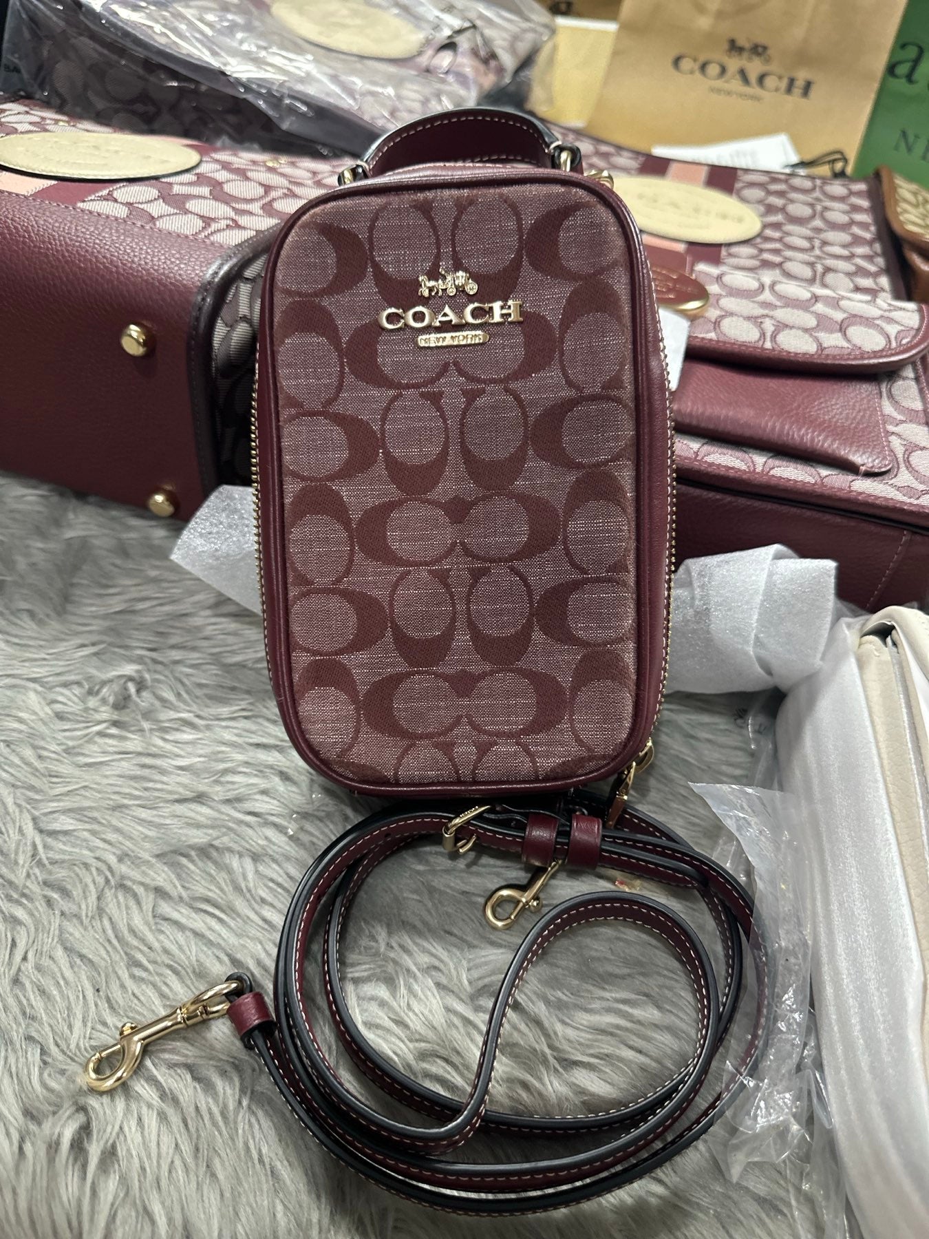 AUTHENTIC/ORIGINAL Preloved Coach Eva Phone Canvas Crossbody Small Bag in Maroon/Wine