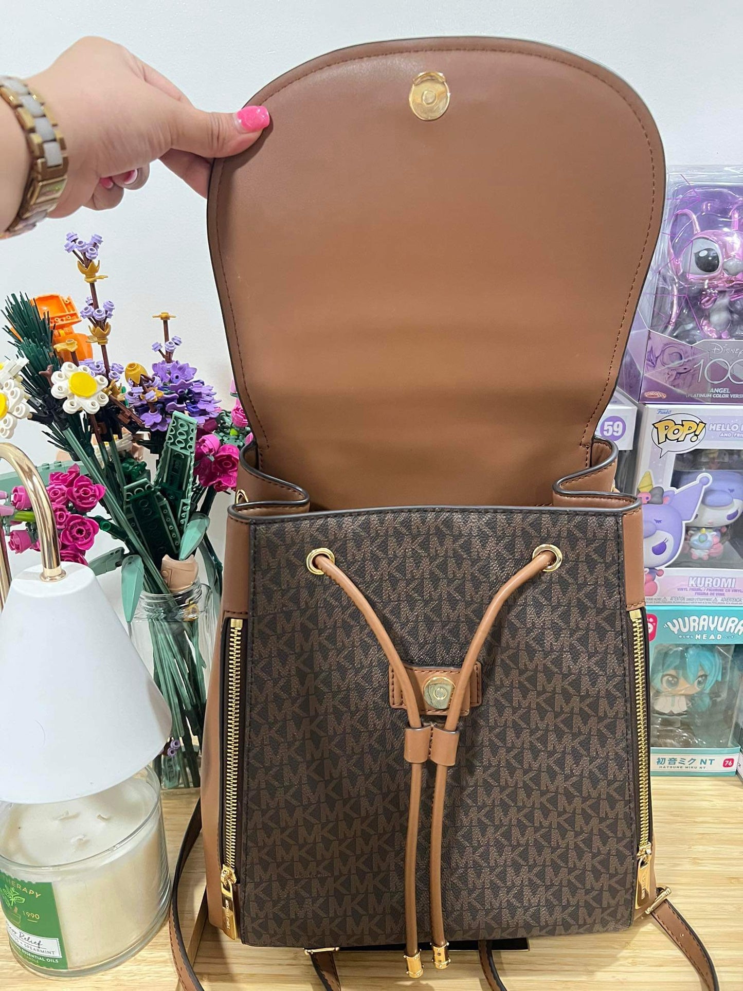 AUTHENTIC/ORIGINAL Preloved Michael Kors Phoebe Medium Backpack Drawstring School Bag Brown