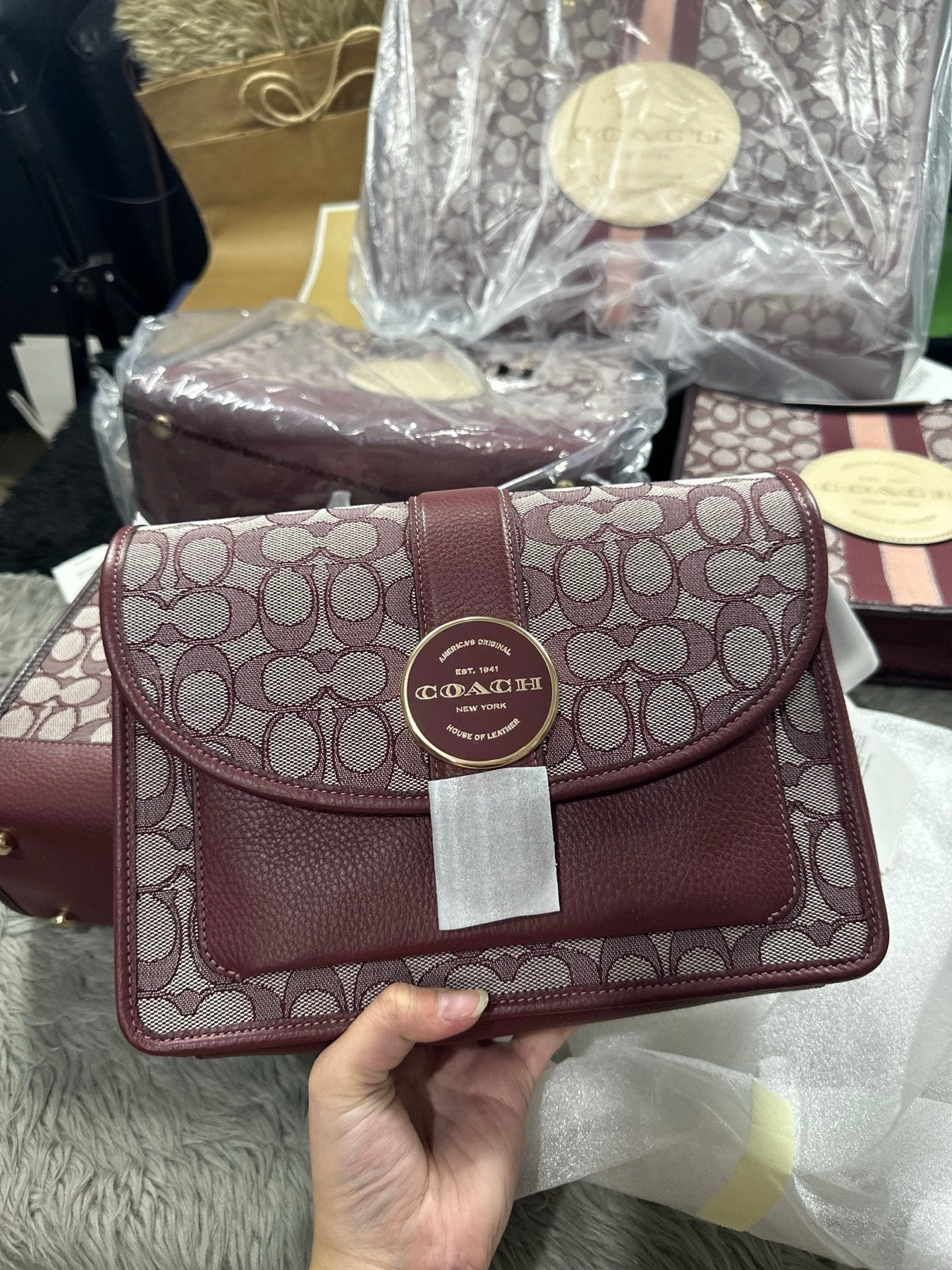 AUTHENTIC/ORIGINAL Coach Lonnie Crossbody Bag In Signature Jacquard Maroon Red
