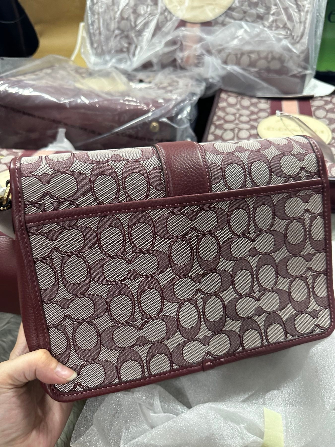AUTHENTIC/ORIGINAL Coach Lonnie Crossbody Bag In Signature Jacquard Maroon Red