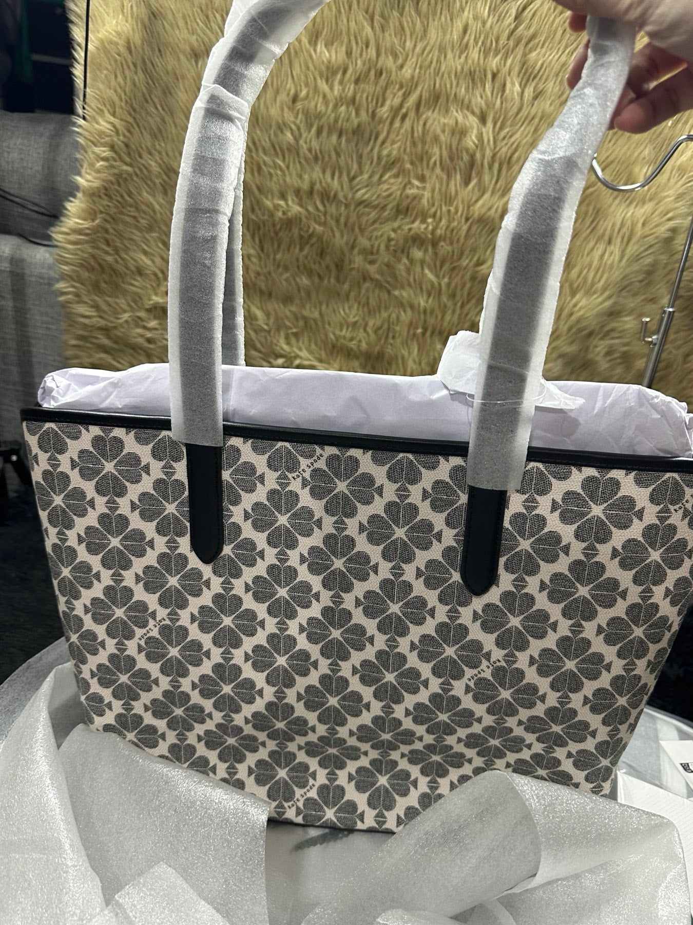 AUTHENTIC/ORIGINAL KateSpade KS Signature Spade Flower Large Tote Bag