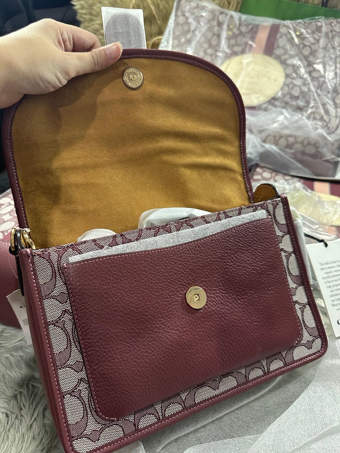 AUTHENTIC/ORIGINAL Coach Lonnie Crossbody Bag In Signature Jacquard Maroon Red