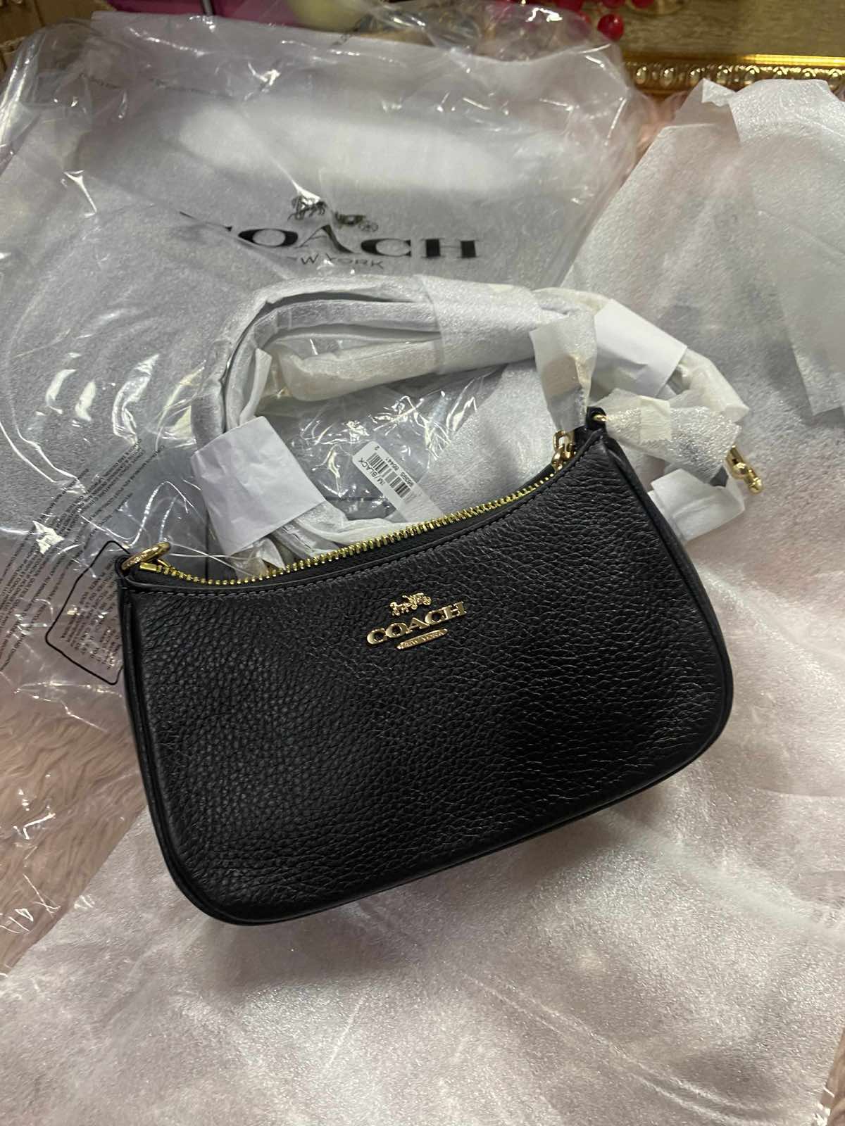 ORIG & IMPORTED Coach Teri Mini Crossbody Bag Black Chain Shoulder