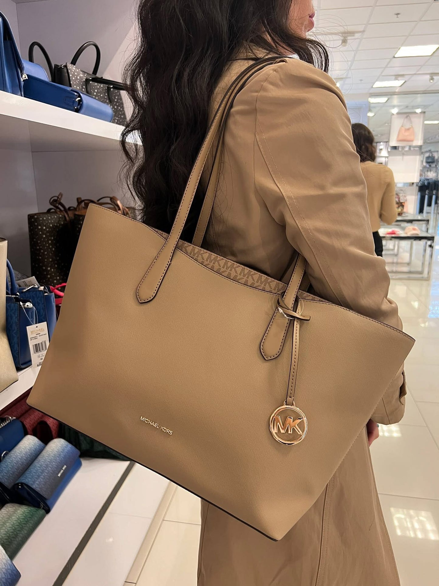 ORIG & IMPORTED MK Arden Large Top-Zip Tote Beige/Gray/Camel Bag