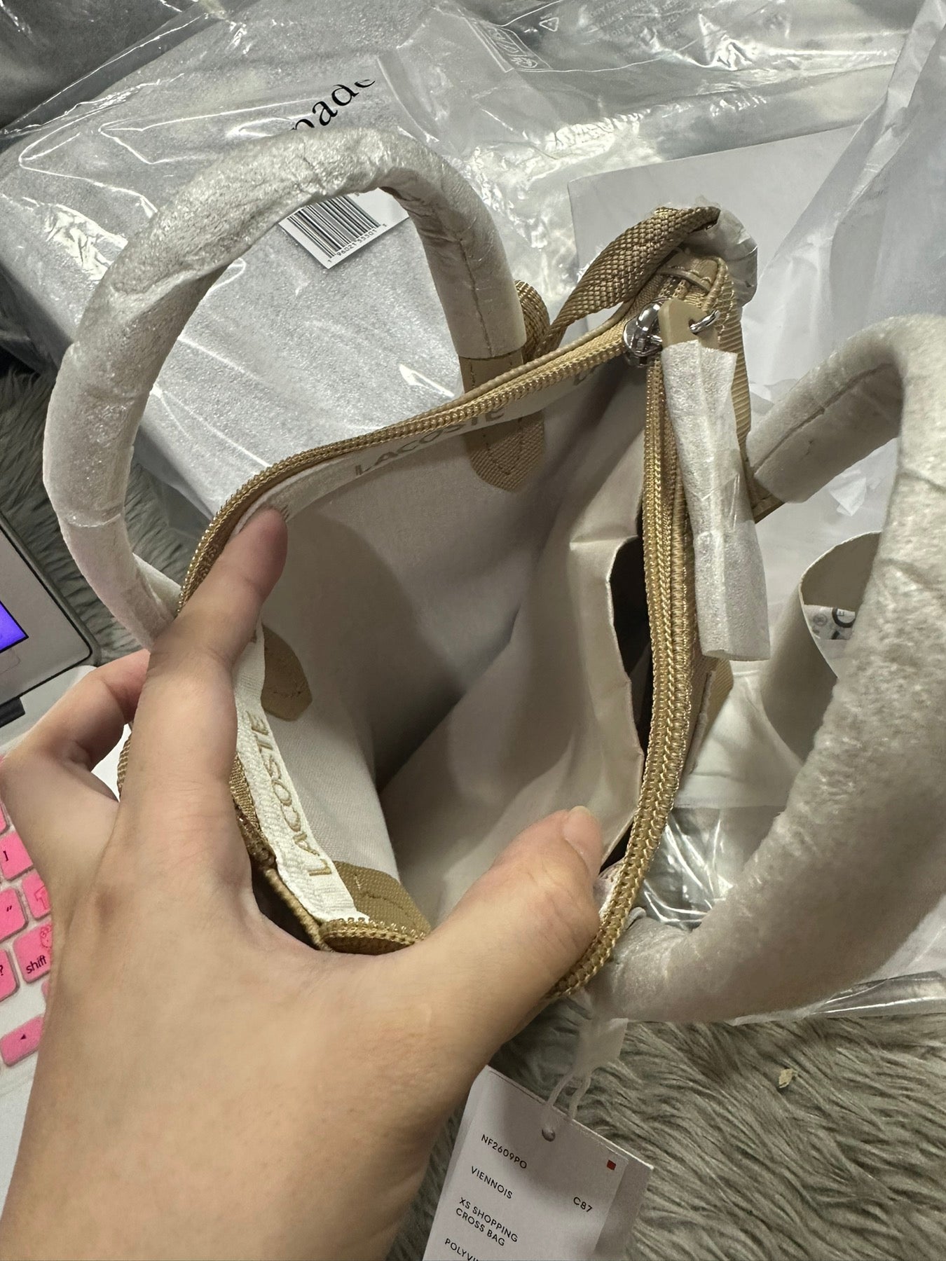 AUTHENTIC/ORIGINAL Lacoste Women's Concept Petit Piqué Coated Canvas Mini Zip Tote Bag Beige