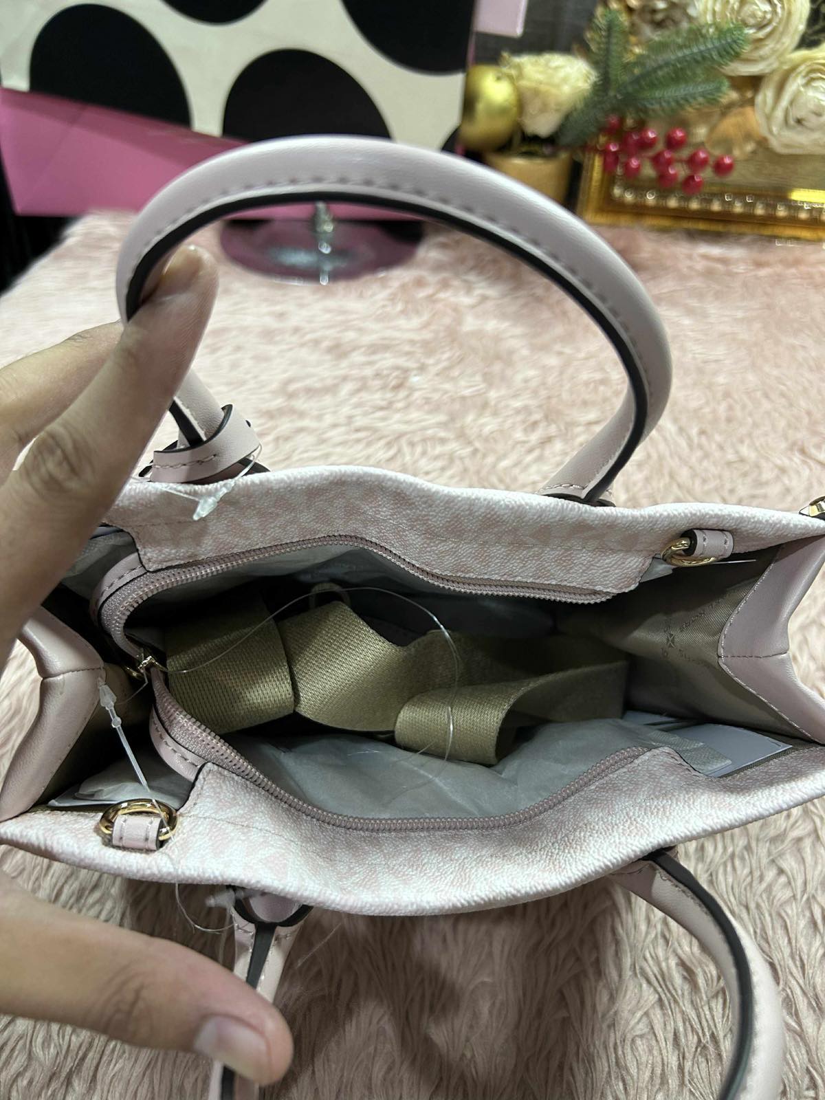 ORIG & IMPORTED MK Mirella Small Ombré Signature Logo Crossbody Pink Bag