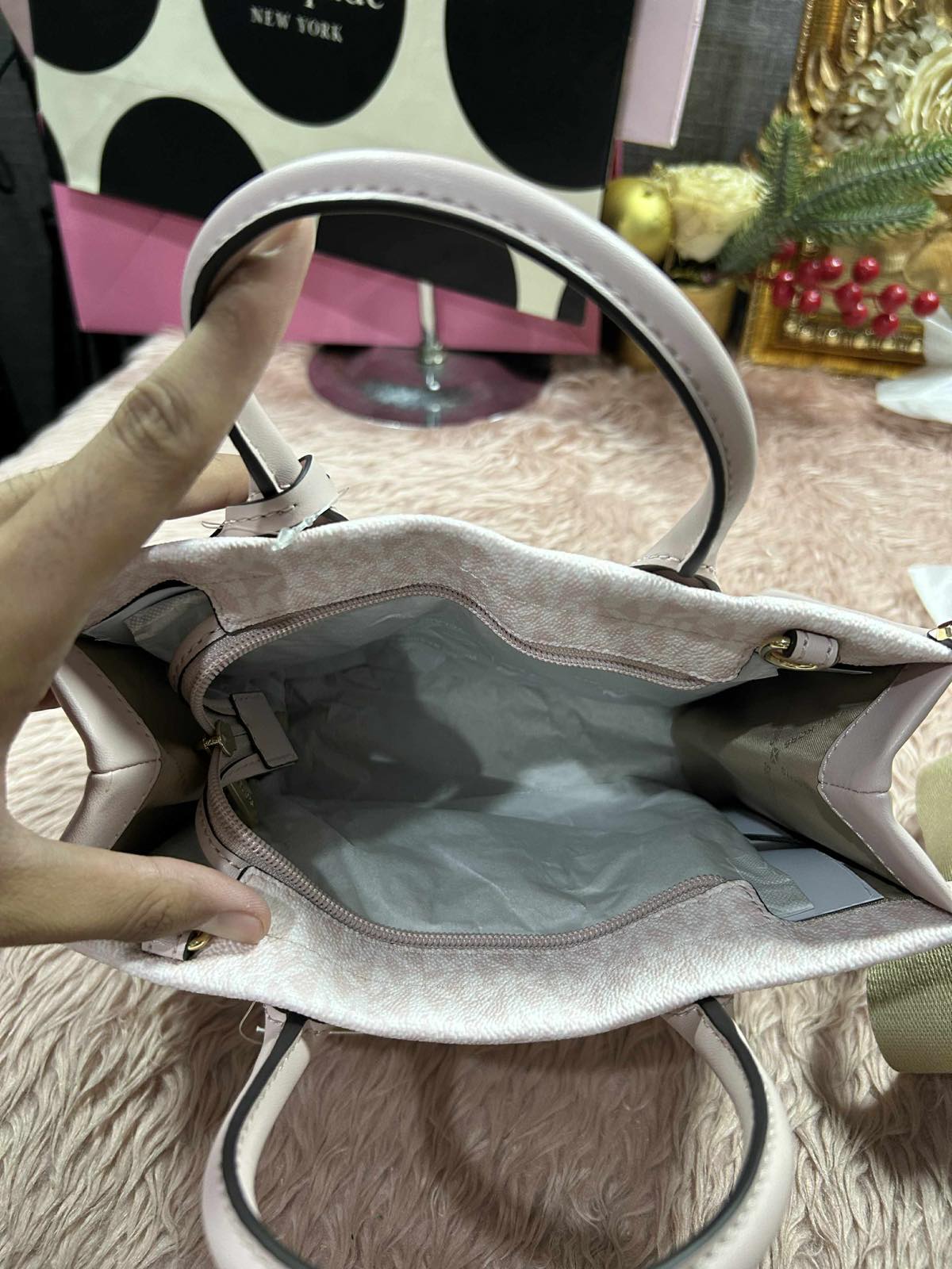 ORIG & IMPORTED MK Mirella Small Ombré Signature Logo Crossbody Pink Bag