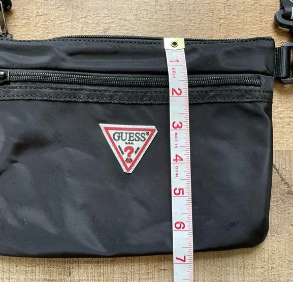 AUTHENTIC/ORIGINAL Preloved Guess Nylon Crossbody Pouch Slim Nylon Bag