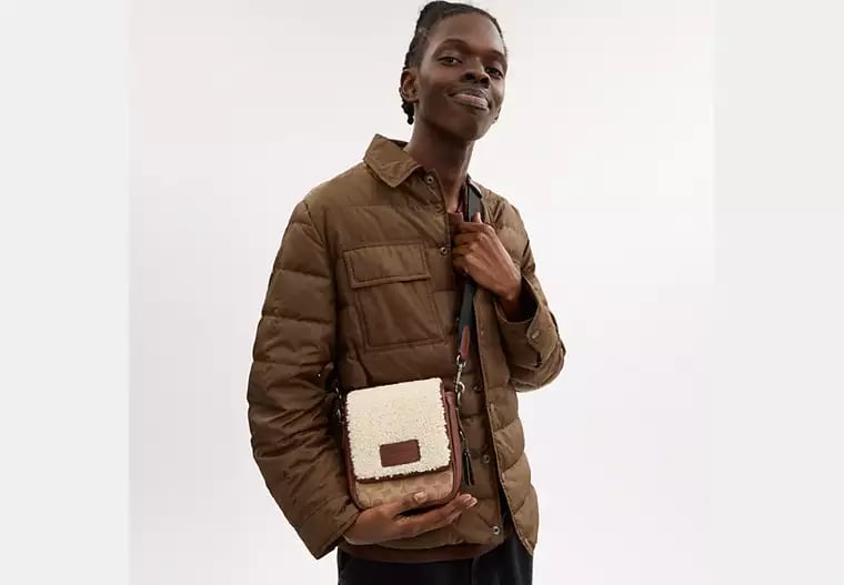 AUTHENTIC/ORIGINAL COACH Lucas Crossbody Bag In Signature Canvas