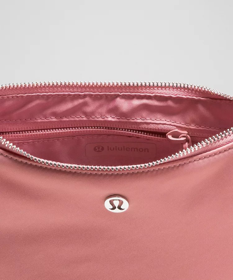 AUTHENTIC/ORIGINAL LuluLemon City Essentials Small Shoulder Bag 3L - Deco Pink
