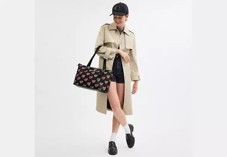 AUTHENTIC/ORIGINAL COACH Gallery Tote Bag With Heart Bolt Print