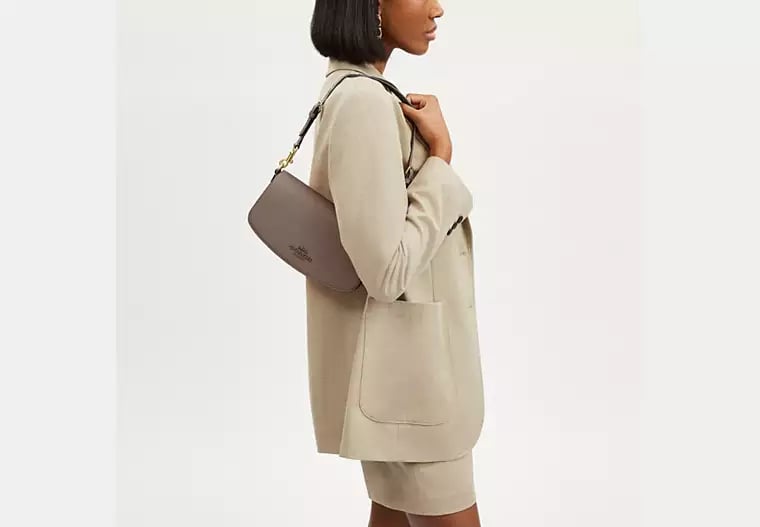 AUTHENTIC/ORIGINAL COACH Andrea Shoulder Bag