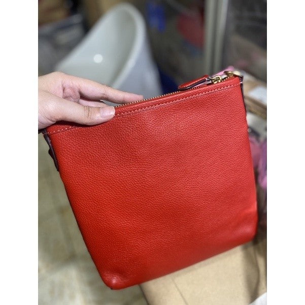 SALE! ❤️  CCH RETAIL Rexy Kitt Pebbled Leather Crossbody Bag Red