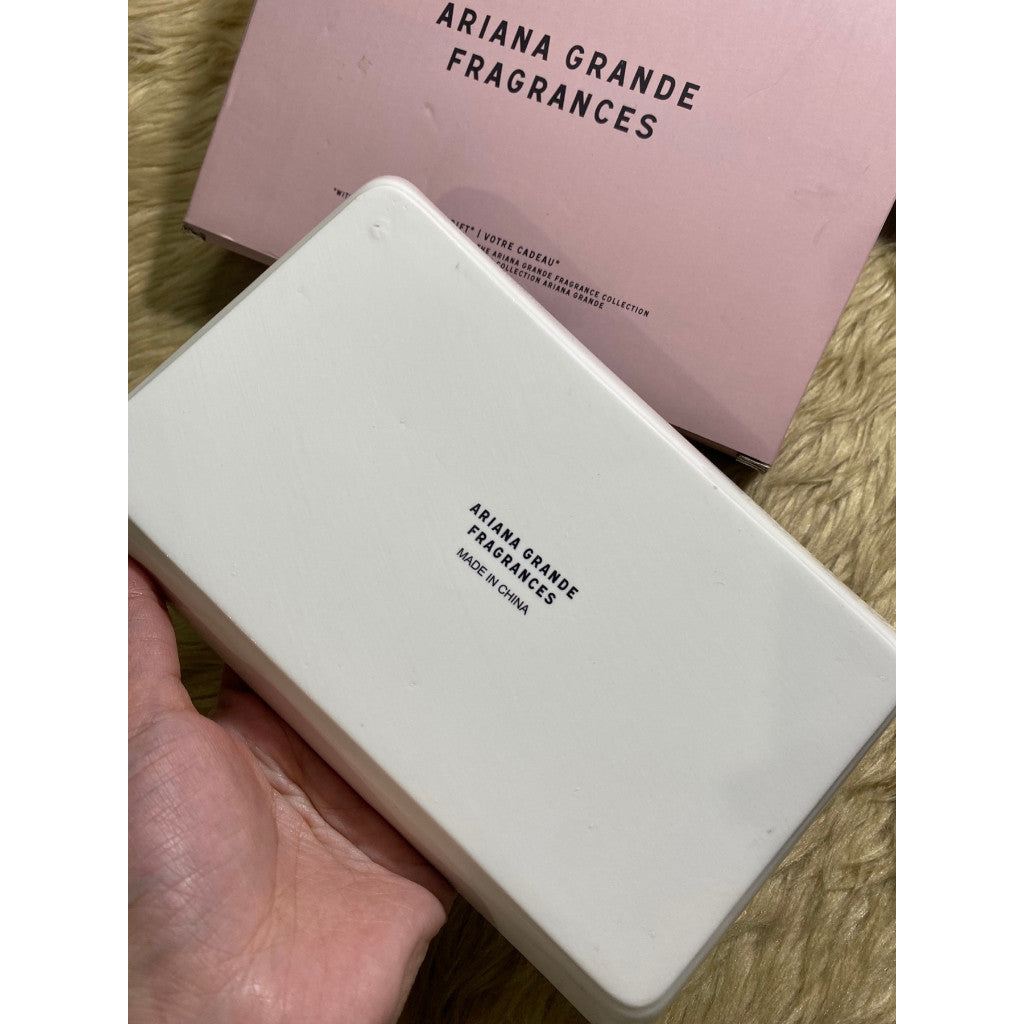 ORIG & IMPORTED ARIANA GRANDE CUSTOM PLATE FROM MOD FRAGRANCE COLLECTION