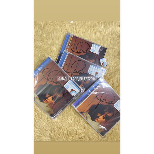 ORIG & IMPORTED Taylor Swift Midnights Moonstone Blue Edition CD with HEART Hand Signed Photo