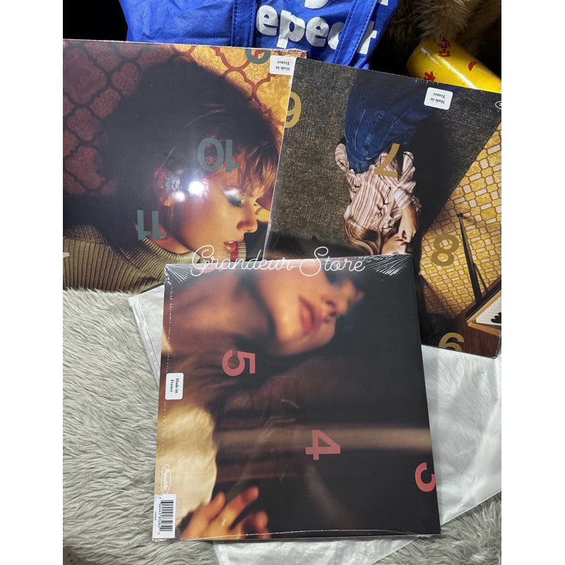 ORIG & IMPORTED Taylor Swift Midnights Vinyl with Hand Signed Photo from Taylor Swift USA