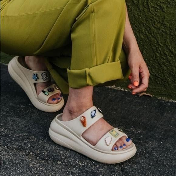 ORIG & IMPORTED CROCS CRUSH WOMEN SANDALS SLIDES IN BONE / BEIGE