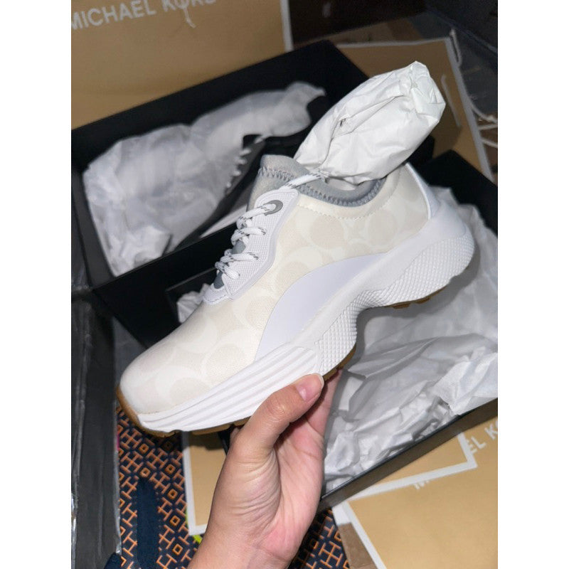 ORIG & IMPORTED CCH C270 Tech Runner Women Shoes in BLACK and WHITE