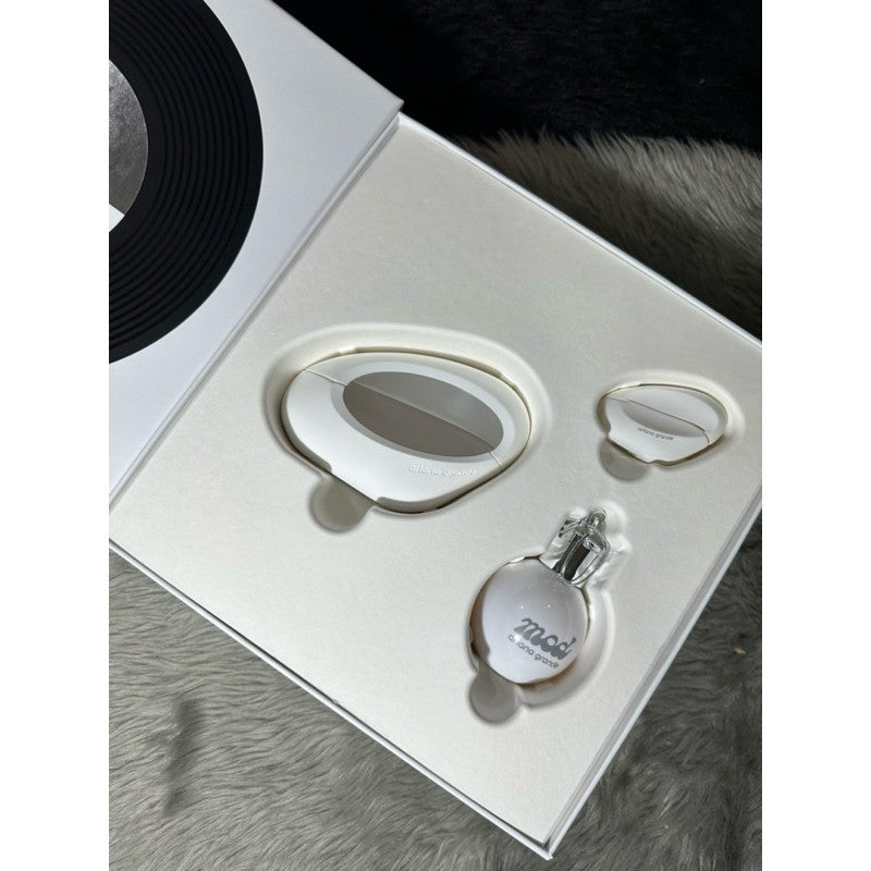 ORIG & IMPORTED Ariana Grande MOD Vanilla Limited Edition Vinyl Series Gift Set 2023