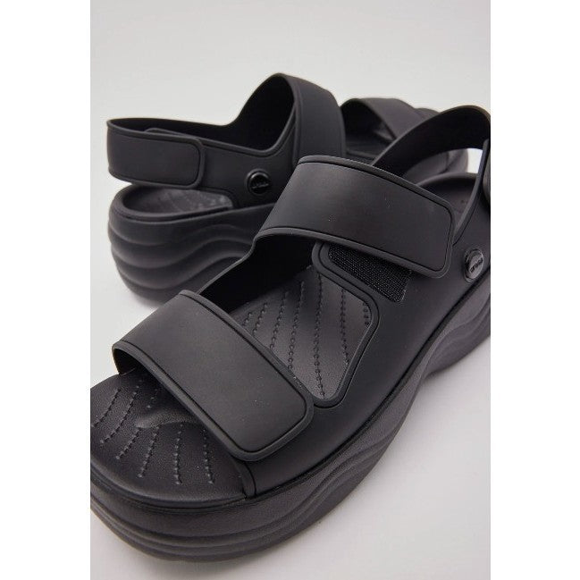SALE! ORIG & IMPORTED Crocs Skyline Chunky Wedge Platform Sandals in Black