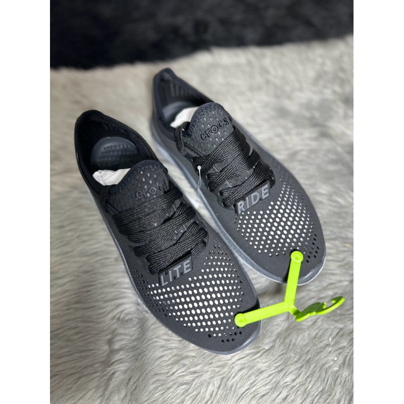 ORIG & IMPORTED Crocs Women’s LiteRide 360 Pacer Shoes in Black/Slate Grey