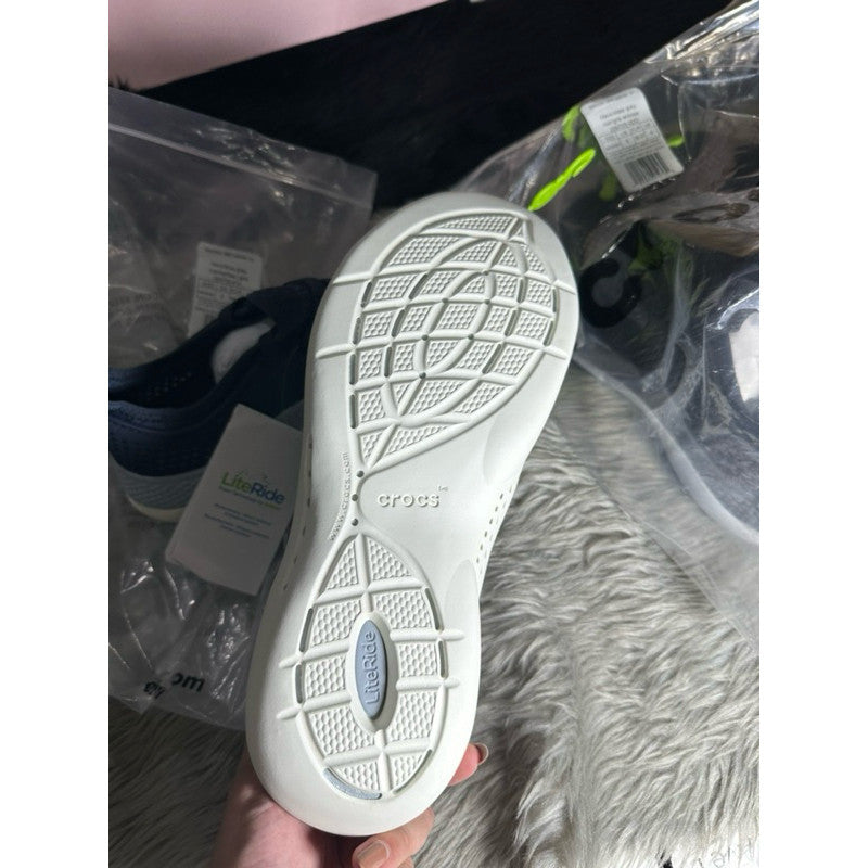 ORIG & IMPORTED Crocs Women’s LiteRide 360 Pacer Shoes in Navy Blue