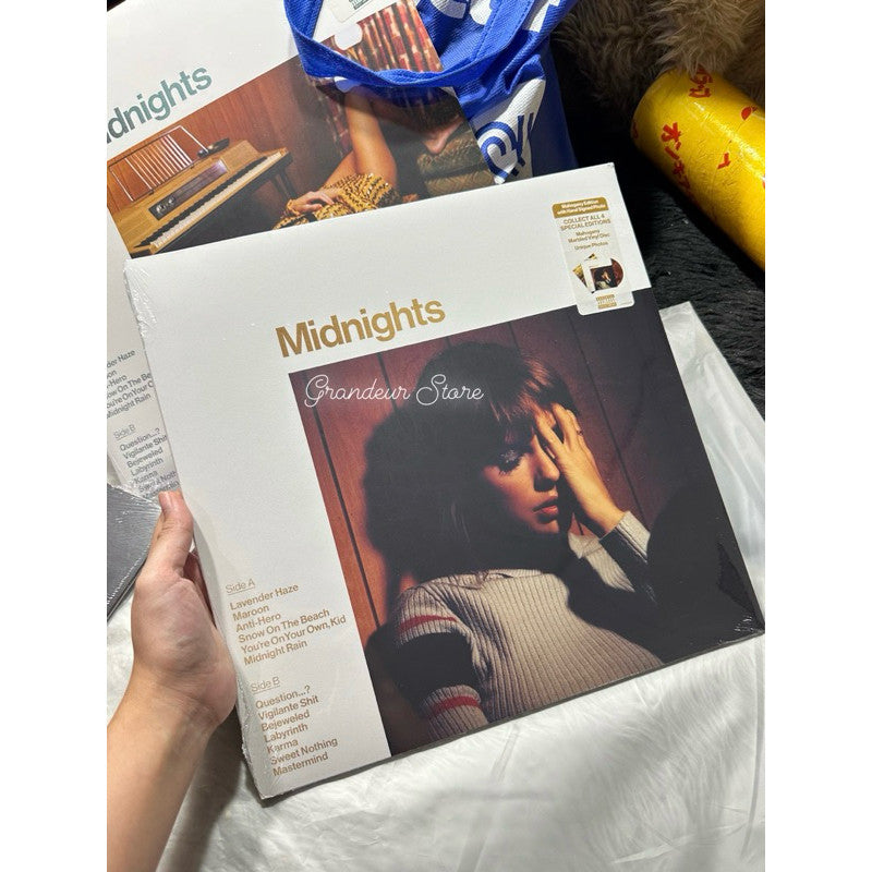 ORIG & IMPORTED Taylor Swift Midnights Vinyl with Hand Signed Photo from Taylor Swift USA