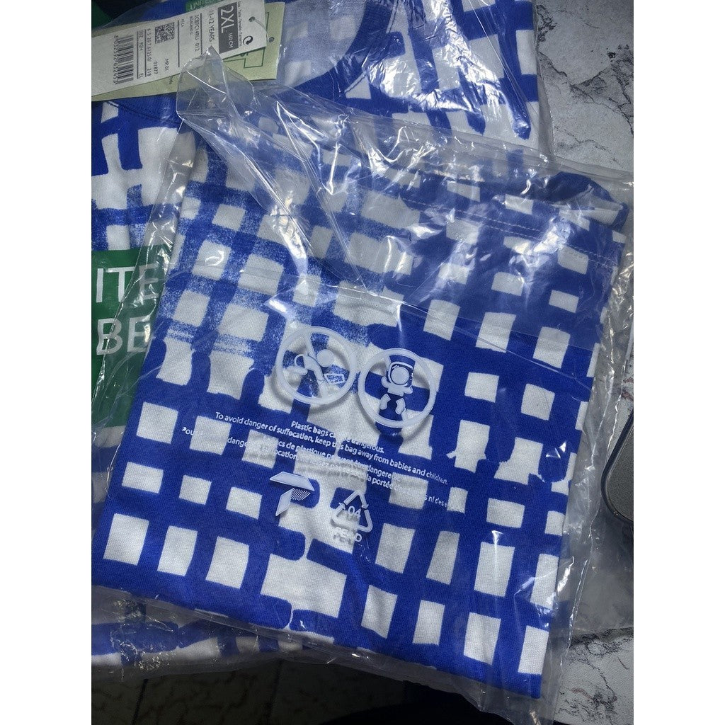 ORIG & IMPORTED United Colors of Benetton T-shirt with allover logo print for kids/toddler