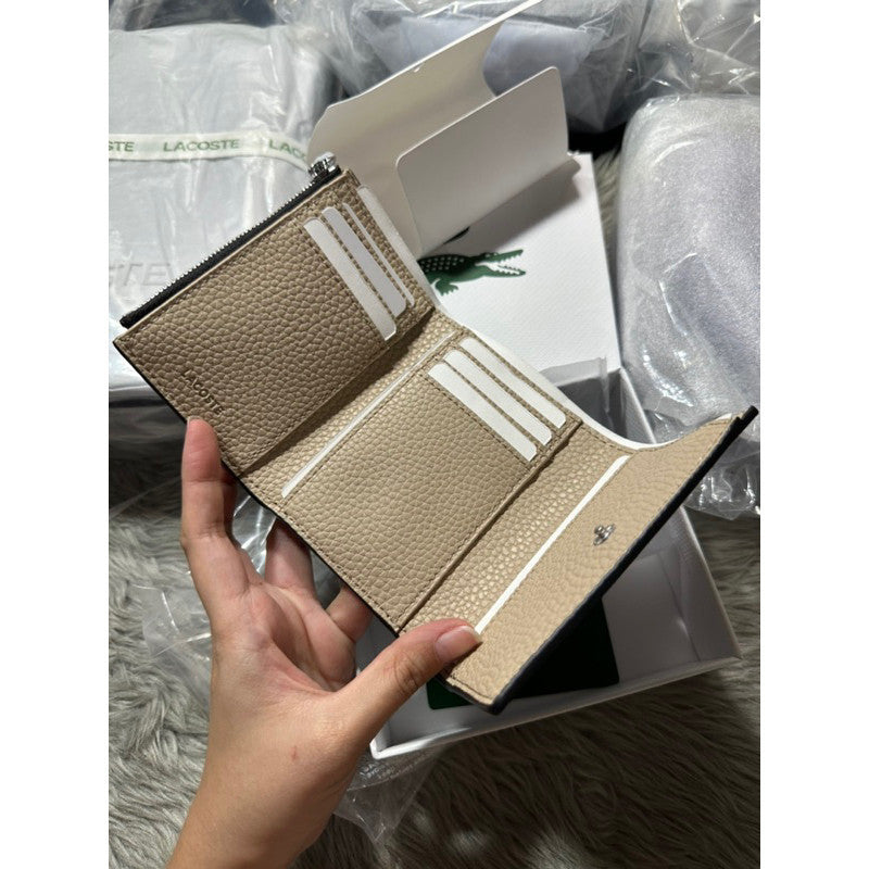 ORIG & IMPORTED NEW LCT Women’s Anna Snap Front Trifold Wallet Beige/Black