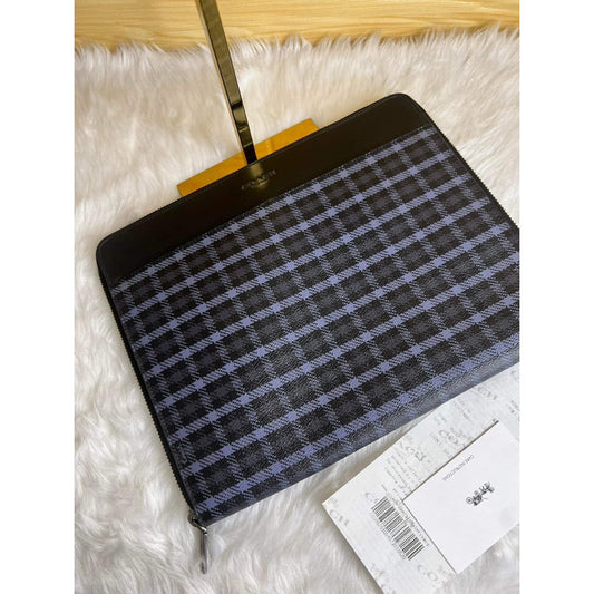 ORIG & IMPORTED CCH TECH CASE ORGANIZER IPAD SLEEVE WITH TINY CLASSIC PLAID PRINT