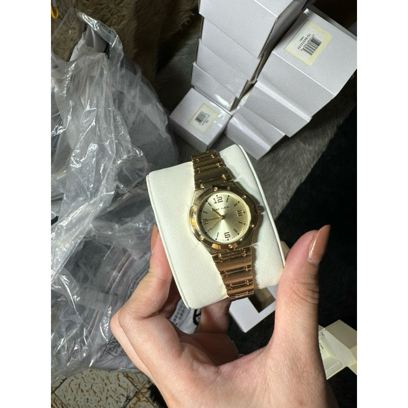 ORIG & IMPORTED AK Klein Women's Bracelet Gold Women's Watch 10/8654CHGP