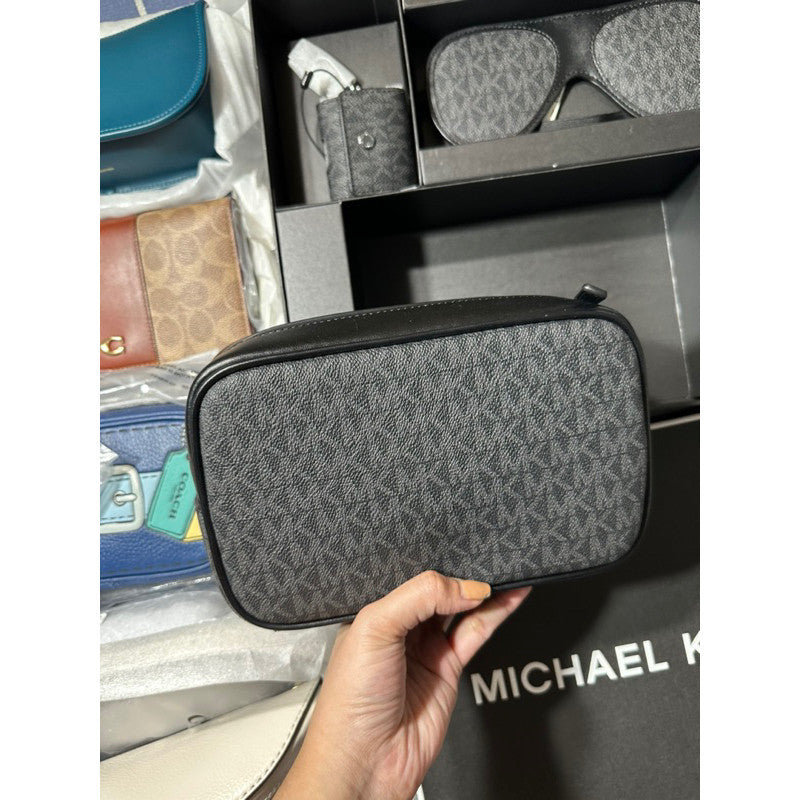 ORIG & IMPORTED MK 3-in-1 Logo Travel Gift Set Men’s Pouch Airpods Case