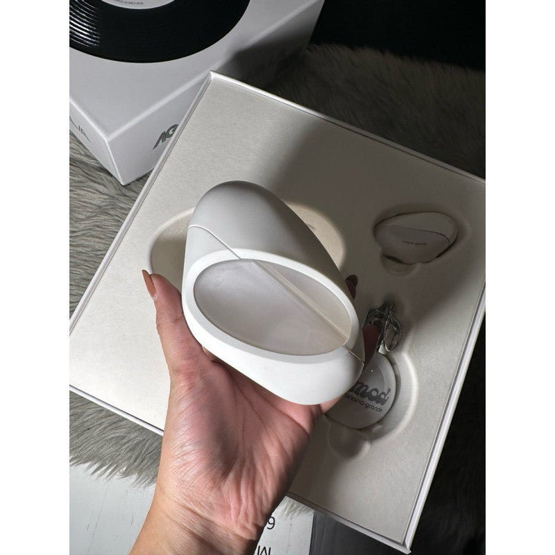 ORIG & IMPORTED Ariana Grande MOD Vanilla Limited Edition Vinyl Series Gift Set 2023