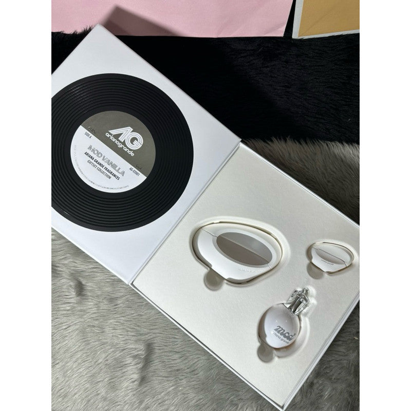 ORIG & IMPORTED Ariana Grande MOD Vanilla Limited Edition Vinyl Series Gift Set 2023