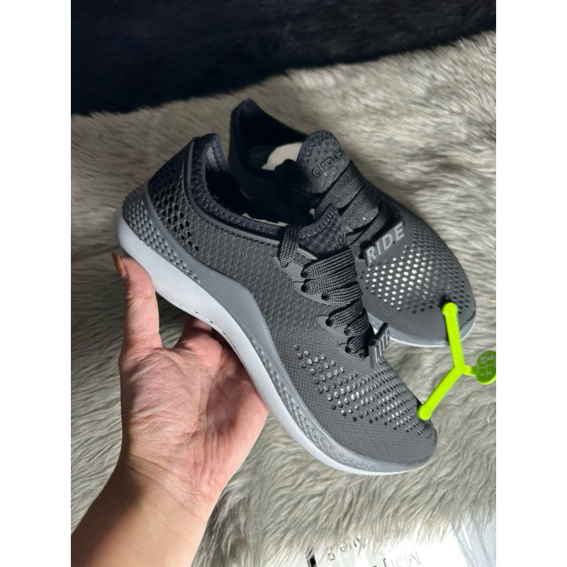 ORIG & IMPORTED Crocs Women’s LiteRide 360 Pacer Shoes in Black/Slate Grey