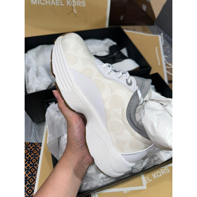 ORIG & IMPORTED CCH C270 Tech Runner Women Shoes in BLACK and WHITE