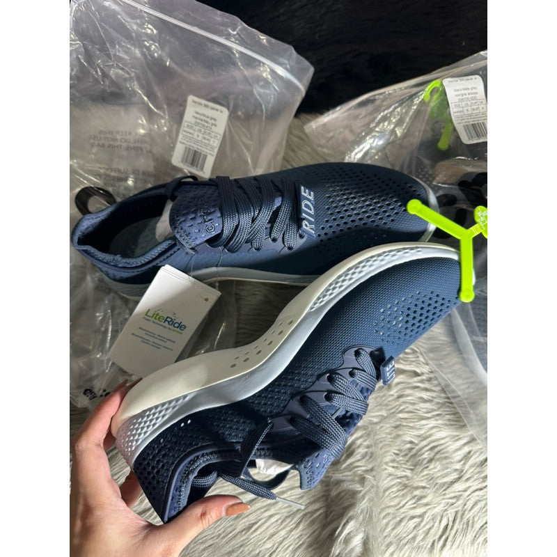 ORIG & IMPORTED Crocs Women’s LiteRide 360 Pacer Shoes in Navy Blue